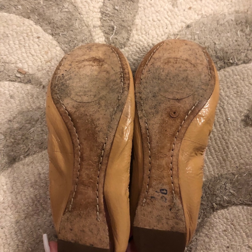 nude / tan tory burch flats - Picture 2 of 4